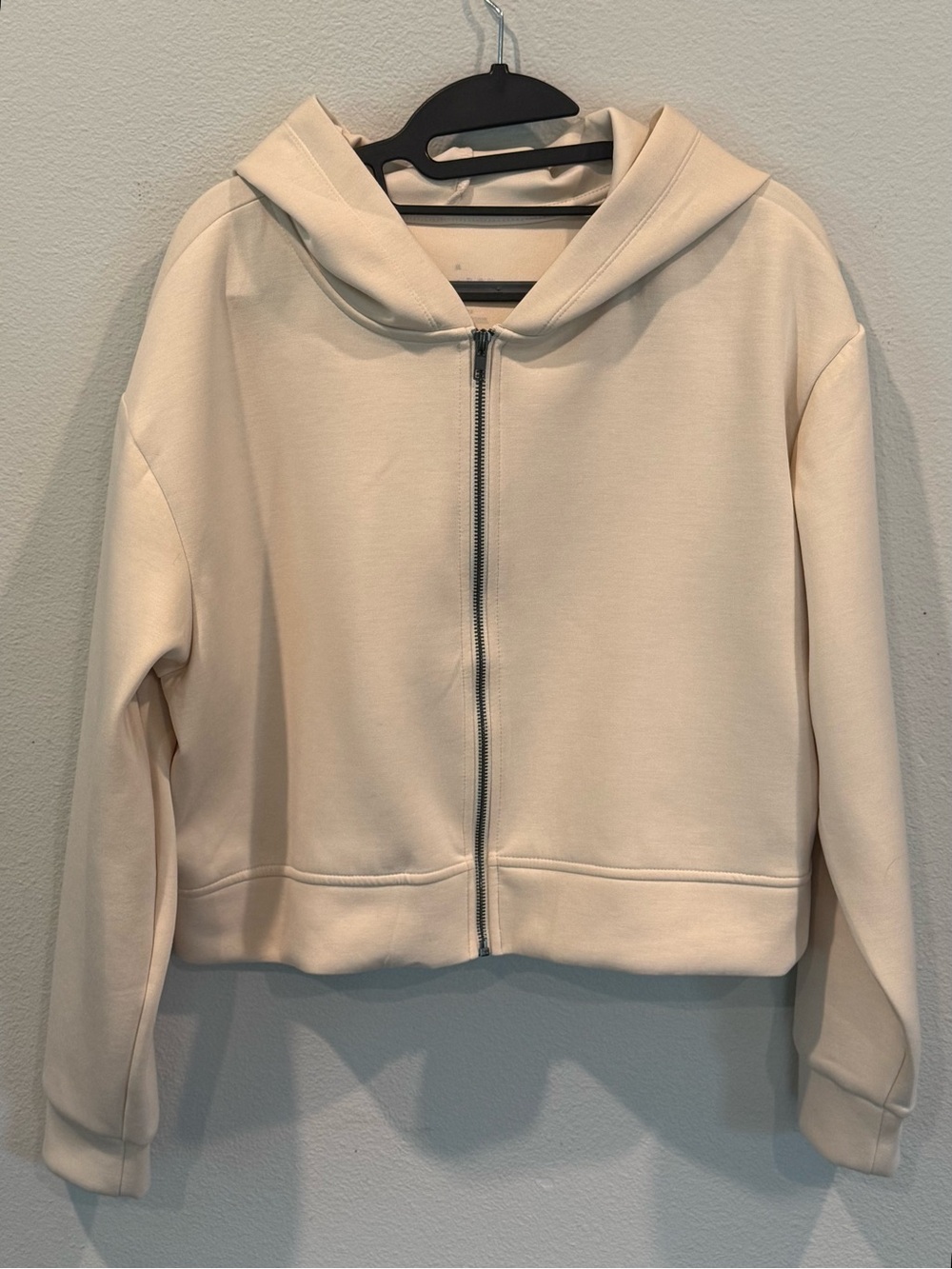 A New Day Women’s Size L Cream Zip-Up Crop Hoodie Sweatshirt Jacket Stretch
